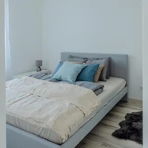 Dob36 With Free Private Parking And Balcony בודפשט
