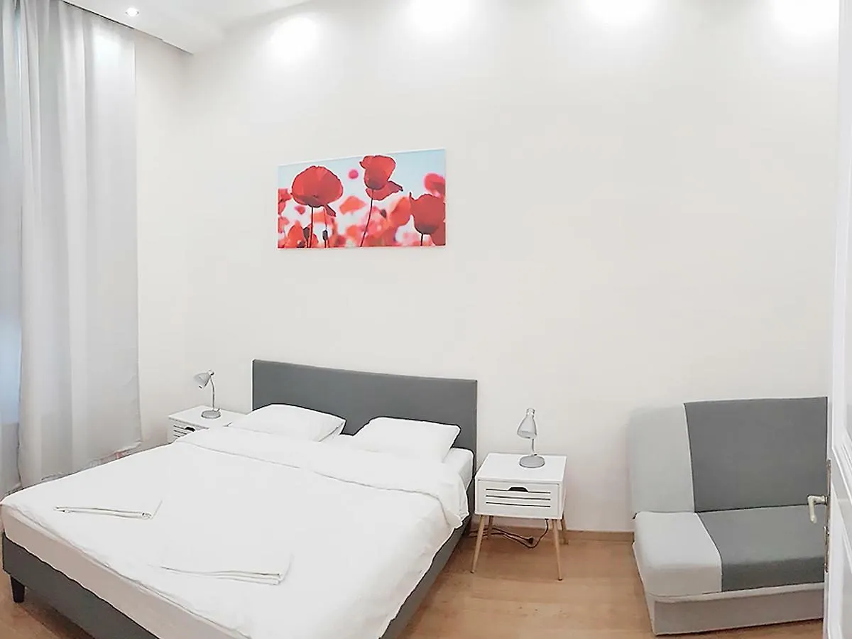 Akacfa 36 Budapest 91 Mt 3 Bedroom District 7 0*,  Hungria
